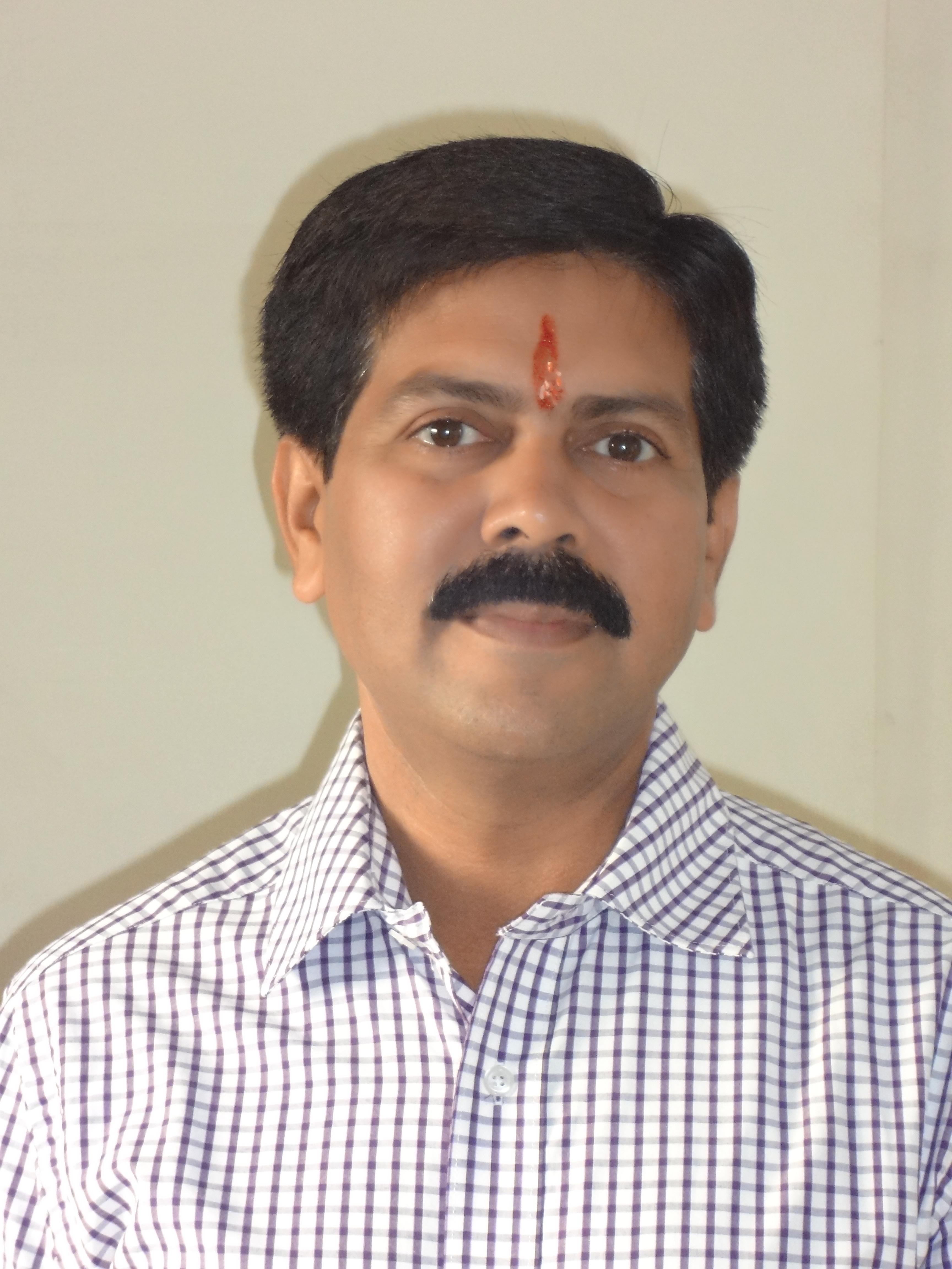 Vijay H Mankar