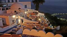 800px-Cafe_des_delices_in_Sidi_Bou_Said.jpg